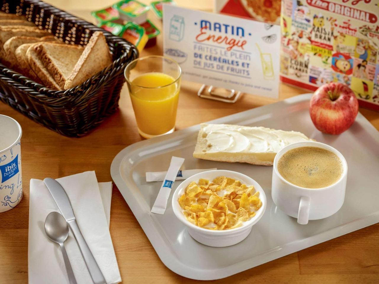 Ibis Budget Систерон Экстерьер фото